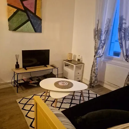 Apartment Le Savary Centre-ville Pres Des Chantiers
