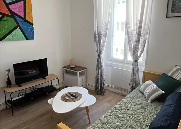 Apartment Le Savary Centre-ville Pres Des Chantiers